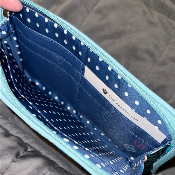 Vera Bradley Daisy Dot Paisley Wristlet - Picture 5 of 5